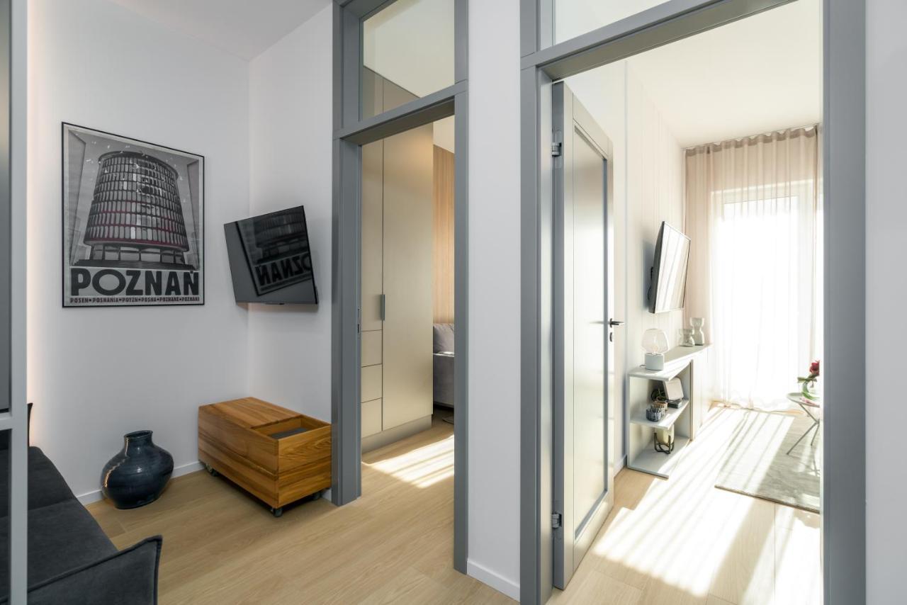 פוזנן Central Apartments Garbary By Noclegi Renters מראה חיצוני תמונה