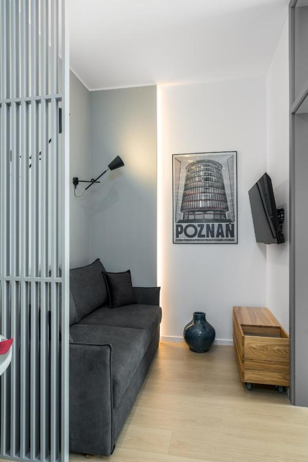 פוזנן Central Apartments Garbary By Noclegi Renters מראה חיצוני תמונה