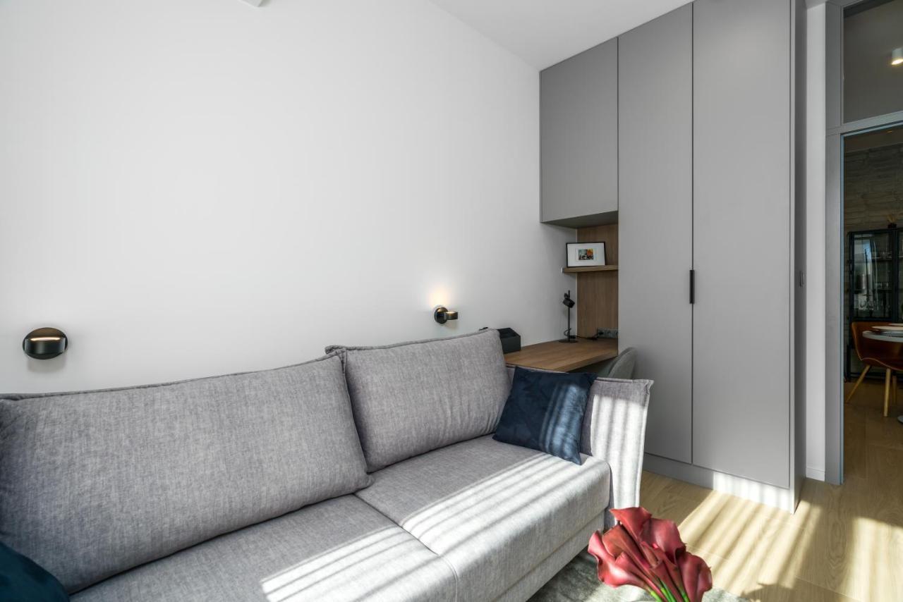 פוזנן Central Apartments Garbary By Noclegi Renters מראה חיצוני תמונה